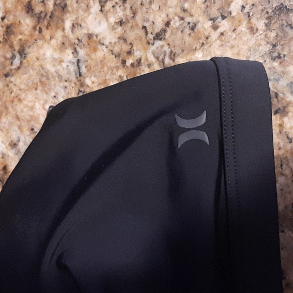 Hurley bikini top - Picture 2 of 3